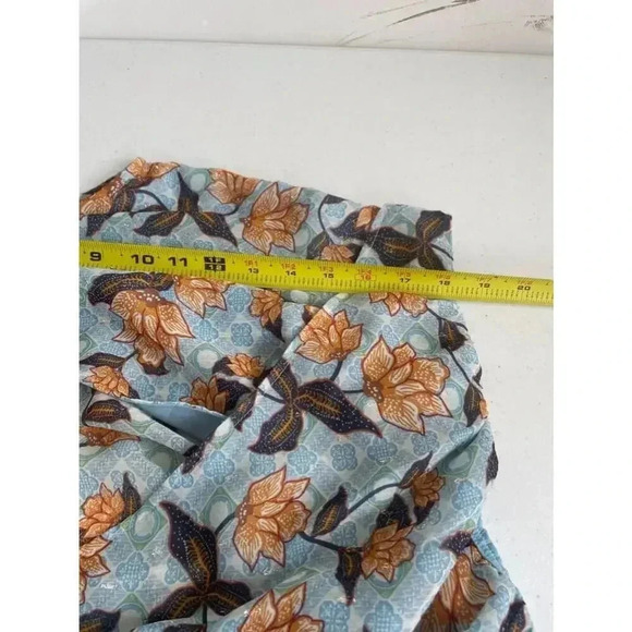 NWT Rachel Zoe Blue Floral Wrap Top Size M Lotus Gold Thread 0159 - Picture 6 of 10
